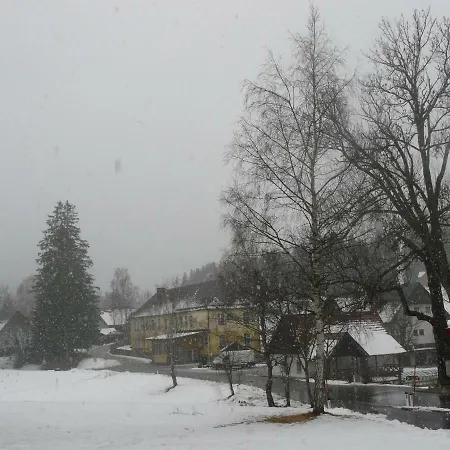 Landgasthof Negrean Affittacamere Modriach